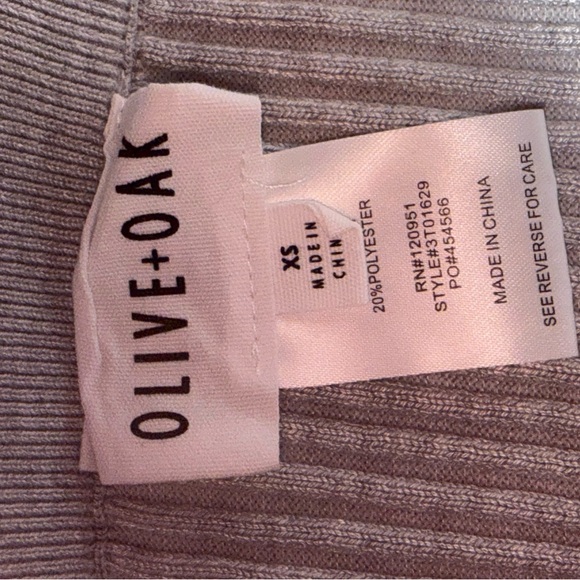 Olive & Oak Gray Knit Fabric - Picture 4 of 4
